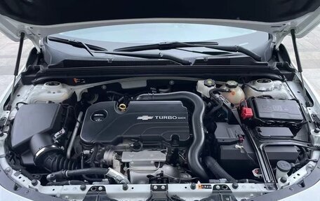 Chevrolet Malibu IX, 2022 год, 1 620 000 рублей, 6 фотография