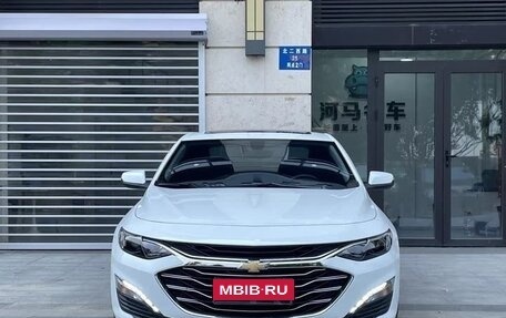 Chevrolet Malibu IX, 2022 год, 1 620 000 рублей, 2 фотография