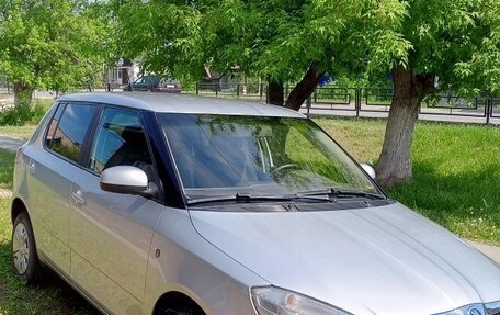 Skoda Fabia II, 2013 год, 800 000 рублей, 2 фотография