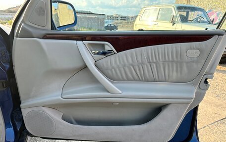 Mercedes-Benz E-Класс AMG, 2001 год, 1 300 000 рублей, 13 фотография