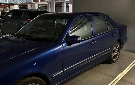 Mercedes-Benz E-Класс AMG, 2001 год, 1 300 000 рублей, 17 фотография