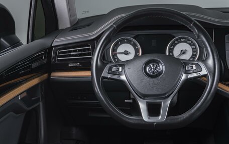 Volkswagen Touareg III, 2018 год, 3 624 000 рублей, 18 фотография