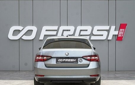 Skoda Superb III рестайлинг, 2018 год, 2 630 000 рублей, 4 фотография