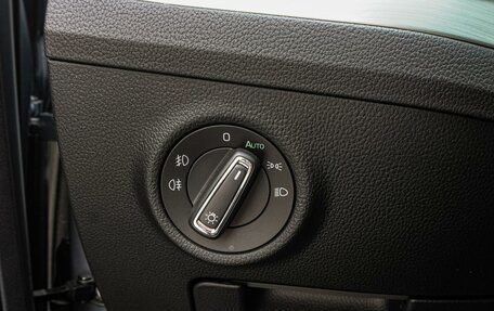Skoda Superb III рестайлинг, 2018 год, 2 630 000 рублей, 16 фотография
