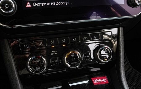 Skoda Superb III рестайлинг, 2018 год, 2 630 000 рублей, 14 фотография