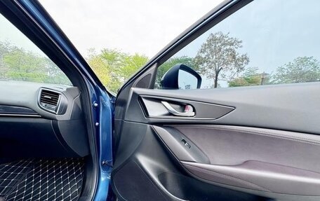 Mazda CX-4, 2021 год, 1 900 443 рублей, 12 фотография