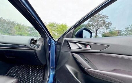Mazda CX-4, 2021 год, 1 900 443 рублей, 18 фотография