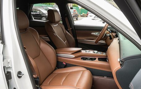 Genesis GV70, 2021 год, 5 350 000 рублей, 8 фотография