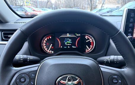 Toyota RAV4, 2021 год, 3 650 000 рублей, 12 фотография