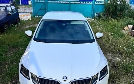 Skoda Octavia, 2018 год, 1 799 990 рублей, 3 фотография