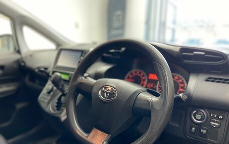Toyota Wish II, 2013 год, 1 380 000 рублей, 16 фотография