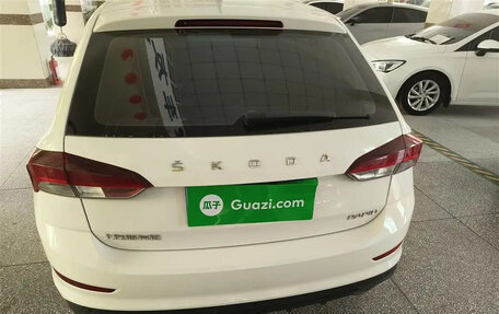 Skoda Rapid II, 2020 год, 1 300 000 рублей, 5 фотография