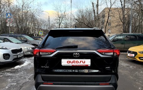 Toyota RAV4, 2021 год, 3 650 000 рублей, 6 фотография