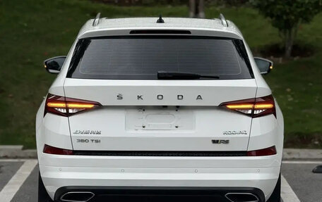 Skoda Kodiaq I, 2022 год, 2 800 000 рублей, 15 фотография