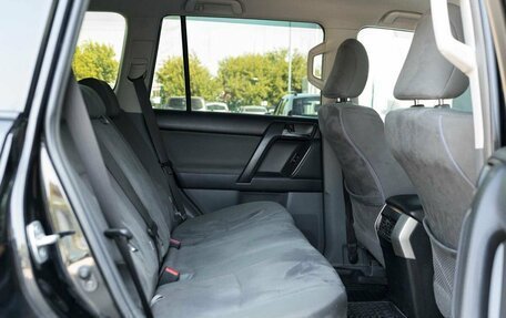 Toyota Land Cruiser Prado 150 рестайлинг 2, 2010 год, 3 150 000 рублей, 22 фотография