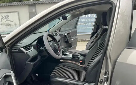 Toyota RAV4, 2024 год, 2 700 000 рублей, 5 фотография