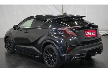 Toyota C-HR I рестайлинг, 2022 год, 1 583 000 рублей, 29 фотография