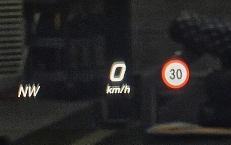 Mercedes-Benz E-Класс, 2018 год, 2 943 000 рублей, 11 фотография