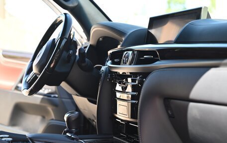 Lexus LX III, 2021 год, 11 000 000 рублей, 9 фотография