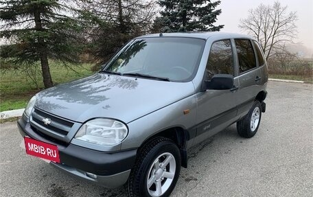 Chevrolet Niva I рестайлинг, 2008 год, 560 000 рублей, 3 фотография