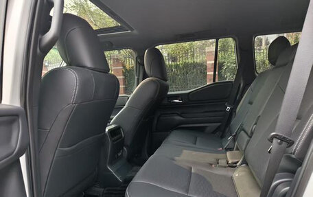 Toyota Land Cruiser Prado, 2025 год, 8 500 000 рублей, 9 фотография