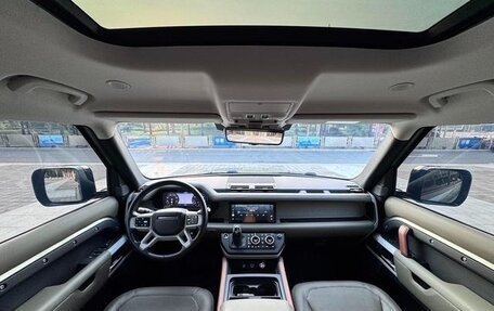Land Rover Defender II, 2021 год, 7 900 000 рублей, 19 фотография