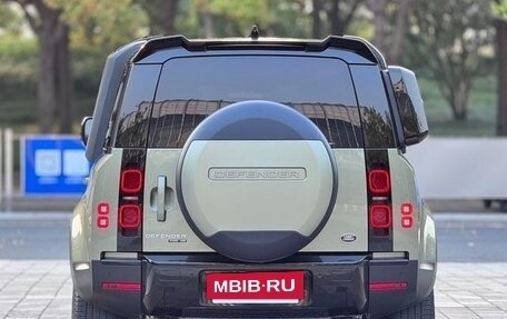 Land Rover Defender II, 2021 год, 7 900 000 рублей, 15 фотография