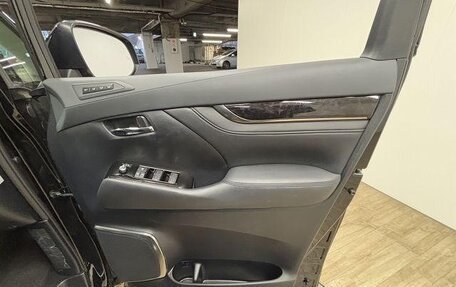 Toyota Alphard III, 2021 год, 3 450 000 рублей, 20 фотография