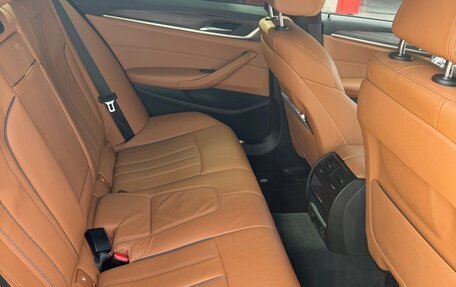 BMW 5 серия, 2021 год, 5 999 999 рублей, 10 фотография