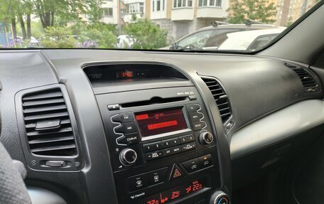 KIA Sorento II рестайлинг, 2010 год, 1 400 000 рублей, 24 фотография