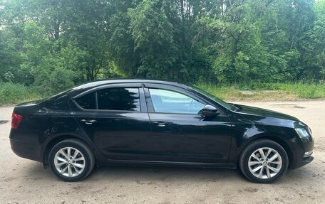Skoda Octavia, 2018 год, 1 730 000 рублей, 4 фотография