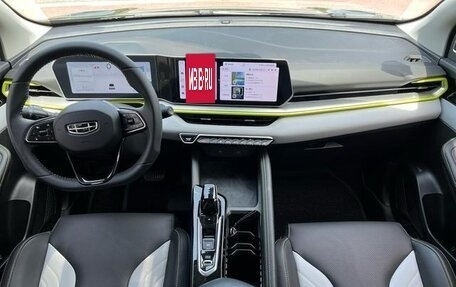 Geely Coolray I, 2022 год, 1 490 000 рублей, 13 фотография