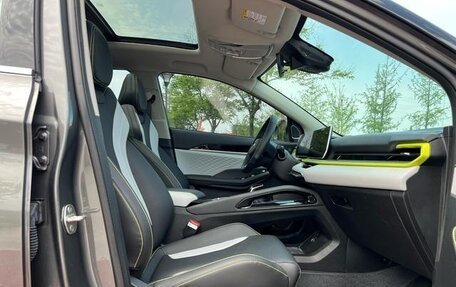Geely Coolray I, 2022 год, 1 490 000 рублей, 28 фотография