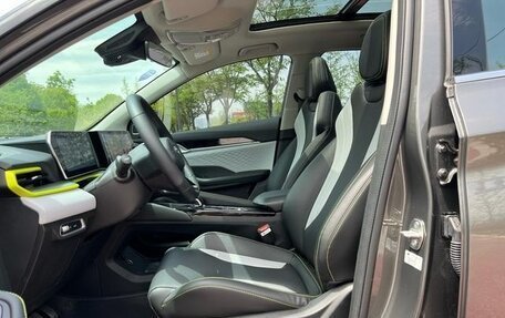 Geely Coolray I, 2022 год, 1 490 000 рублей, 26 фотография