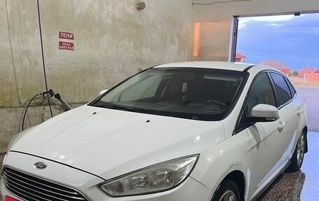 Ford Focus III, 2015 год, 1 100 000 рублей, 2 фотография