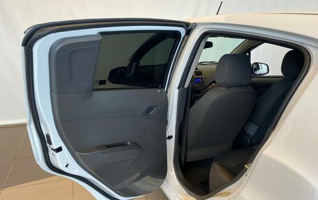Chevrolet Spark III, 2023 год, 1 680 000 рублей, 21 фотография