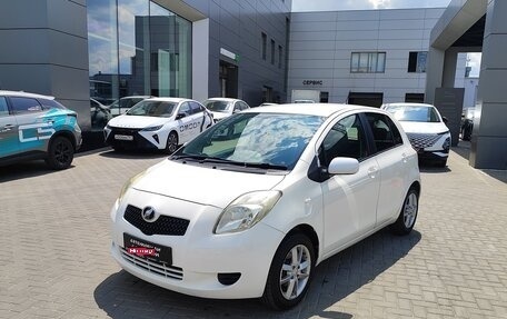 Toyota Vitz, 2005 год, 420 000 рублей, 1 фотография