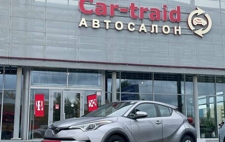 Toyota C-HR I рестайлинг, 2019 год, 2 163 000 рублей, 1 фотография
