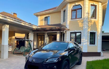 Lexus RX IV рестайлинг, 2018 год, 4 499 000 рублей, 4 фотография