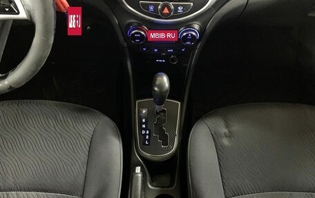 Hyundai Solaris II рестайлинг, 2013 год, 599 000 рублей, 16 фотография