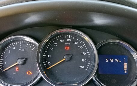 Renault Logan II, 2014 год, 750 000 рублей, 7 фотография