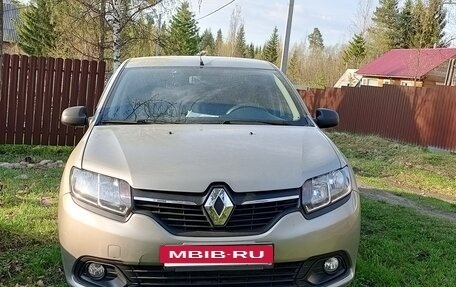 Renault Logan II, 2014 год, 750 000 рублей, 11 фотография