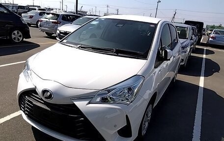 Toyota Vitz, 2019 год, 1 260 000 рублей, 2 фотография