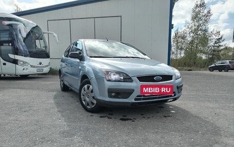 Ford Focus II рестайлинг, 2005 год, 390 000 рублей, 2 фотография