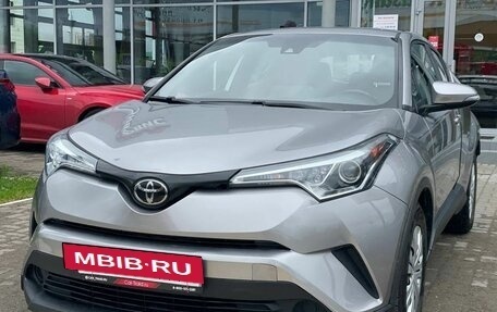Toyota C-HR I рестайлинг, 2019 год, 2 163 000 рублей, 2 фотография