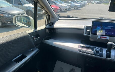 Honda Freed I, 2012 год, 1 379 000 рублей, 18 фотография