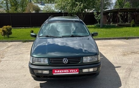 Volkswagen Passat B4, 1996 год, 290 000 рублей, 1 фотография