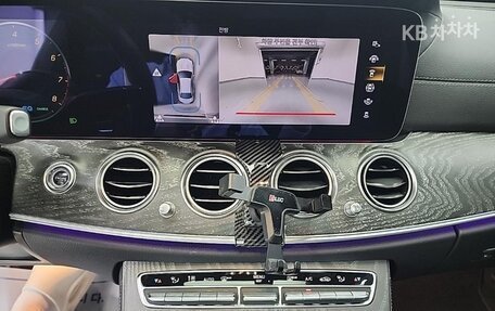 Mercedes-Benz E-Класс, 2022 год, 4 670 000 рублей, 9 фотография