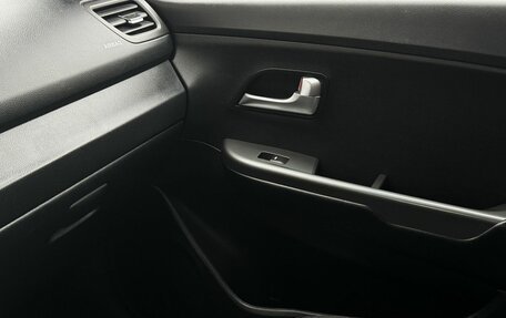 KIA Rio III рестайлинг, 2015 год, 997 000 рублей, 14 фотография