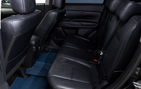 Mitsubishi Outlander III рестайлинг 3, 2012 год, 1 299 000 рублей, 14 фотография